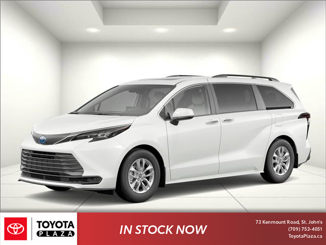 2025 Toyota Sienna XLE 8-Passenger (Stk: N47892) in St. Johns - Image 1 of 12