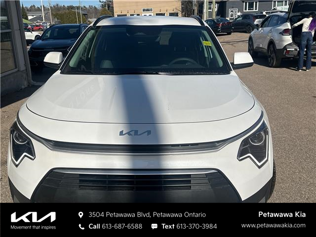 2025 Kia Niro Plug-In Hybrid EX (Stk: 25127) in Petawawa - Image 8 of 22