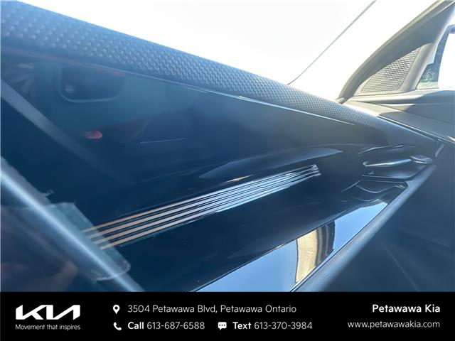 2025 Kia Niro Plug-In Hybrid EX (Stk: 25127) in Petawawa - Image 15 of 22