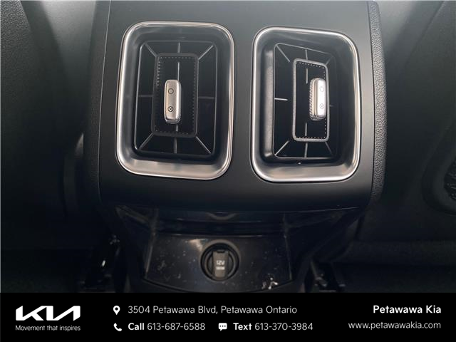 2025 Kia Sorento Plug-In Hybrid EX (Stk: 25186) in Petawawa - Image 28 of 33