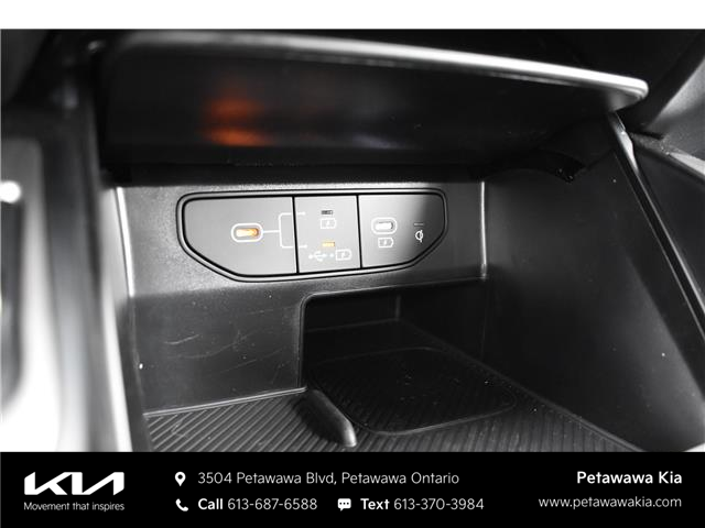 2025 Kia Sorento Plug-In Hybrid EX (Stk: 25170) in Petawawa - Image 32 of 39