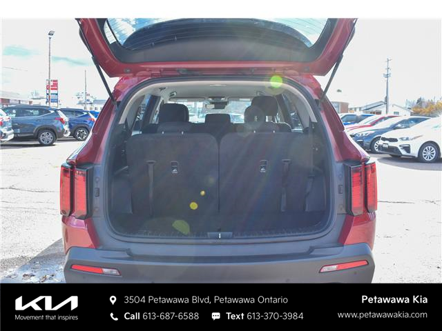 2022 Kia Sorento 2.5L LX+ (Stk: P0795) in Petawawa - Image 9 of 36