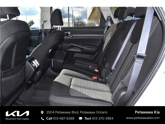 2024 Kia Sorento 2.5L LX (Stk: P0799) in Petawawa - Image 18 of 36