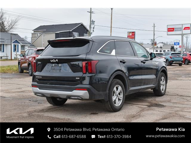 2024 Kia Sorento 2.5L LX (Stk: P0798) in Petawawa - Image 11 of 37