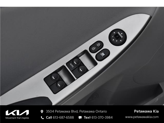2017 Hyundai Accent SE (Stk: 26096A) in Petawawa - Image 10 of 29
