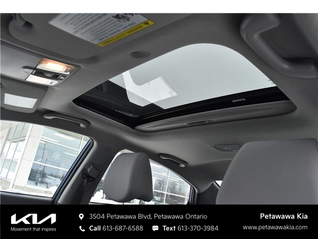 2017 Hyundai Accent SE (Stk: 26096A) in Petawawa - Image 12 of 29