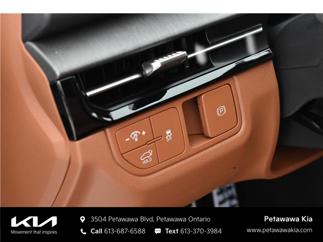 2026 Kia Sportage X-Line Limited w/Black Interior (Stk: 26101) in Petawawa - Image 17 of 40