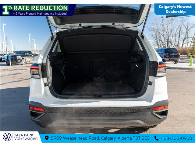 2026 Volkswagen Taos Comfortline Black Edition (Stk: TT-008) in Calgary - Image 9 of 24