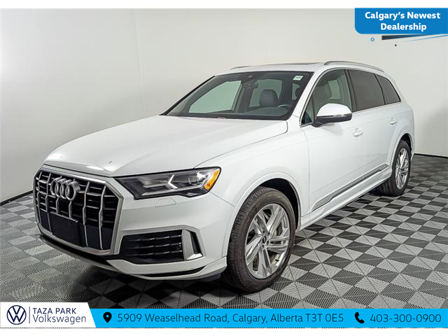 2024 Audi Q7 45 Komfort (Stk: TU0179) in Calgary - Image 1 of 12