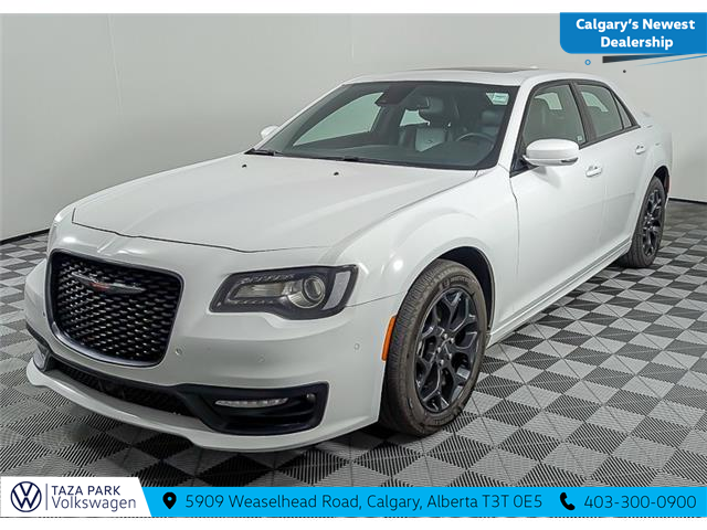 2023 Chrysler 300 S (Stk: TU0194) in Calgary - Image 1 of 12