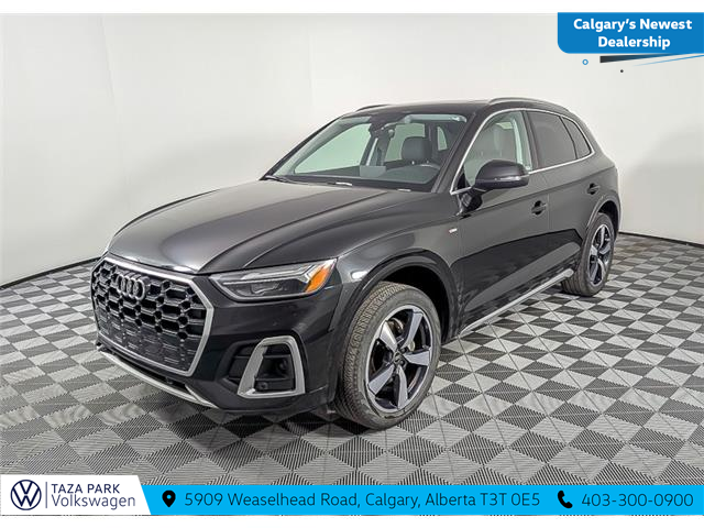 2024 Audi Q5 45 Progressiv (Stk: TU0209) in Calgary - Image 1 of 25