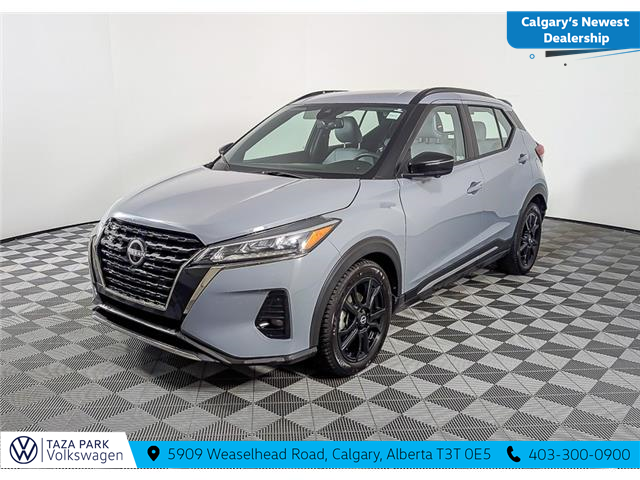 2024 Nissan Kicks SR (Stk: TU0223) in Calgary - Image 1 of 24