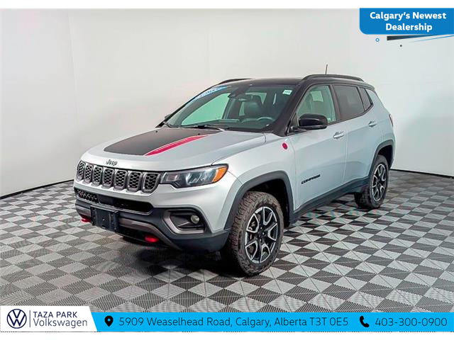 2024 Jeep Compass Trailhawk (Stk: TU0199) in Calgary - Image 1 of 27