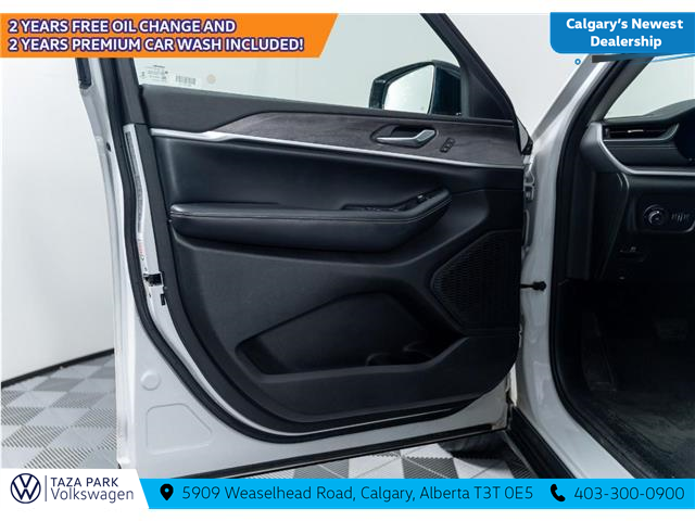 2023 Jeep Grand Cherokee Limited (Stk: TU0221) in Calgary - Image 13 of 22