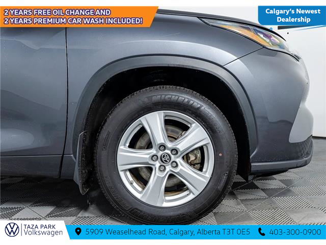 2024 Toyota Highlander LE (Stk: TU0229) in Calgary - Image 10 of 25