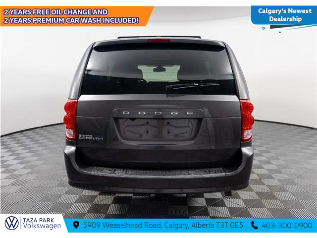 2019 Dodge Grand Caravan 35th Anniversary Edition (Stk: TU0164A) in Calgary - Image 6 of 18