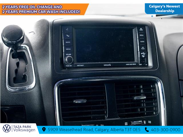 2019 Dodge Grand Caravan 35th Anniversary Edition (Stk: TU0164A) in Calgary - Image 15 of 18