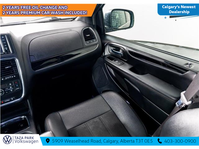 2019 Dodge Grand Caravan 35th Anniversary Edition (Stk: TU0164A) in Calgary - Image 16 of 18