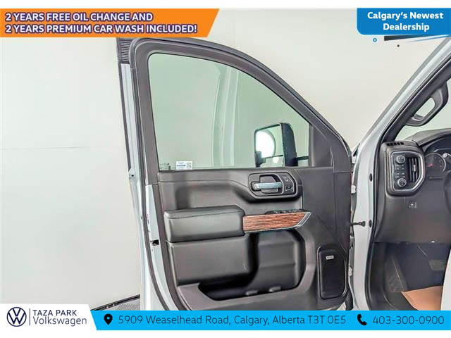 2023 Chevrolet Silverado 3500HD High Country (Stk: TU0222) in Calgary - Image 11 of 22