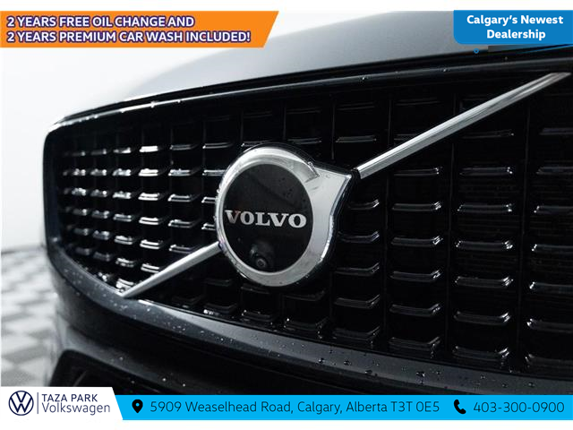 2024 Volvo XC60 B5 Plus Dark Theme (Stk: TU0134) in Calgary - Image 10 of 21