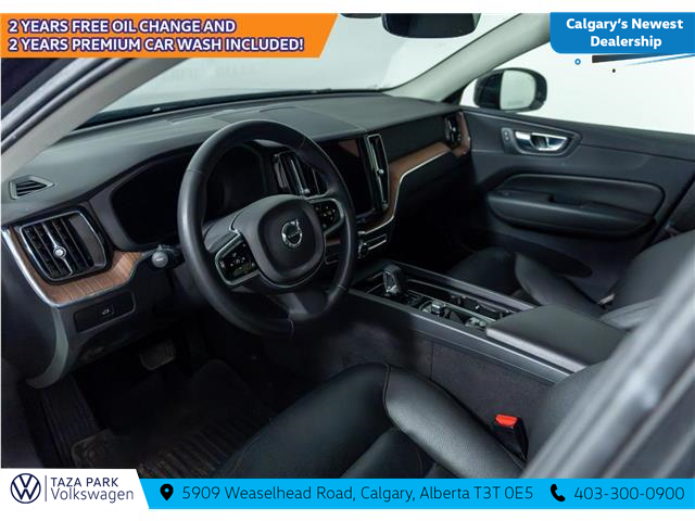 2024 Volvo XC60 B5 Plus Dark Theme (Stk: TU0134) in Calgary - Image 13 of 21