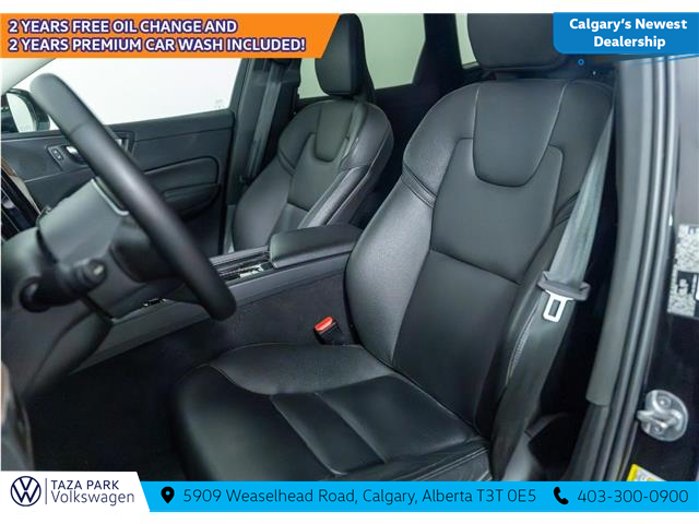 2024 Volvo XC60 B5 Plus Dark Theme (Stk: TU0134) in Calgary - Image 14 of 21