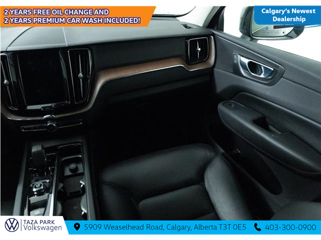 2024 Volvo XC60 B5 Plus Dark Theme (Stk: TU0134) in Calgary - Image 20 of 21