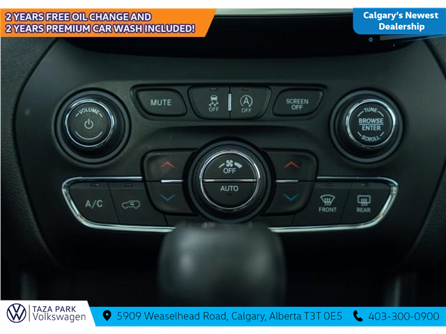 2019 Jeep Cherokee Limited (Stk: TU0191A) in Calgary - Image 22 of 27