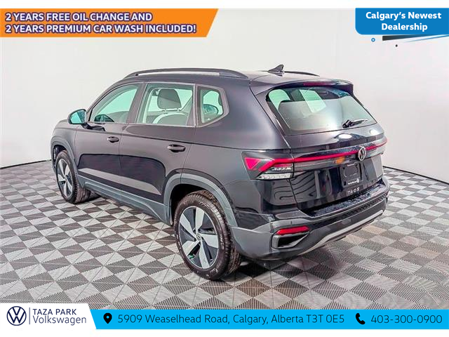 2025 Volkswagen Taos Trendline (Stk: TU0220) in Calgary - Image 8 of 21