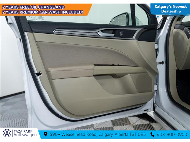 2020 Ford Fusion SE (Stk: TU0226) in Calgary - Image 10 of 24