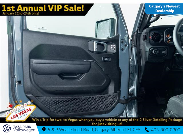 2025 Jeep Wrangler Rubicon (Stk: TU0233) in Calgary - Image 11 of 24