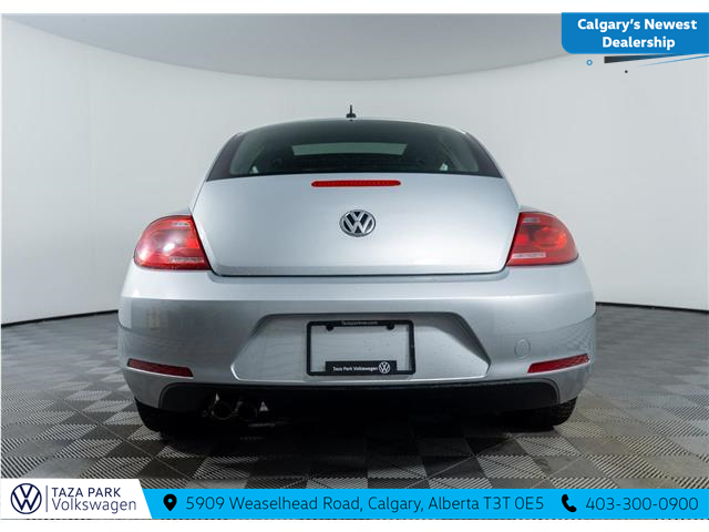 2013 Volkswagen Beetle 2.5L Comfortline (Stk: TT-030A) in Calgary - Image 5 of 22 2013 Volkswagen Beetle 2.5L Comfortline (Stk: TT-030A) in Calgary - Image 5 of 22