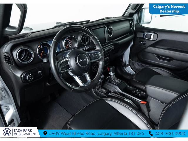 2023 Jeep Gladiator Overland (Stk: TU0246) in Calgary - Image 14 of 23