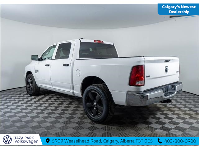 2023 RAM 1500 Classic SLT (Stk: TU0242) in Calgary - Image 6 of 26