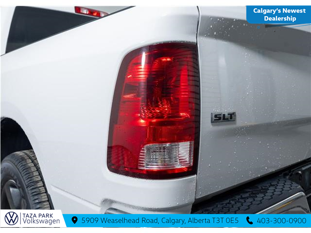 2023 RAM 1500 Classic SLT (Stk: TU0242) in Calgary - Image 7 of 26