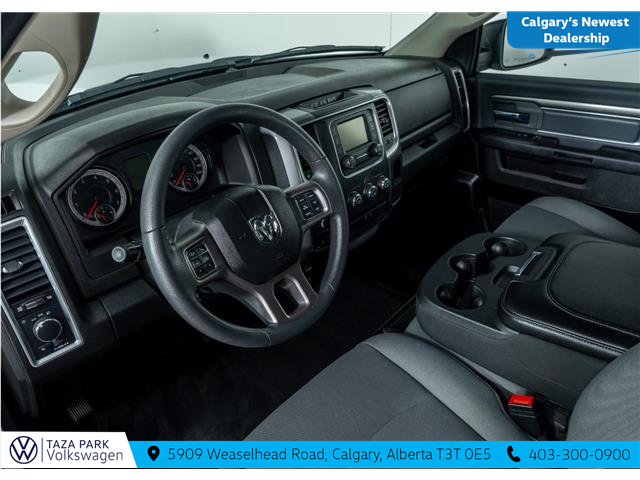 2023 RAM 1500 Classic SLT (Stk: TU0242) in Calgary - Image 14 of 26