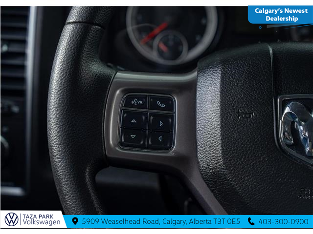 2023 RAM 1500 Classic SLT (Stk: TU0242) in Calgary - Image 18 of 26