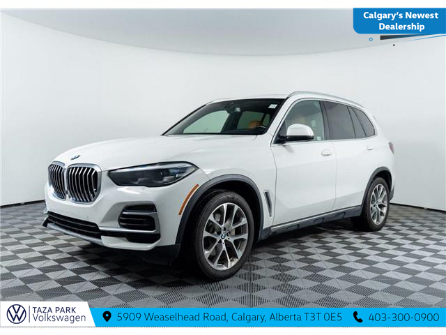 2022 BMW X5 xDrive40i (Stk: TU0235) in Calgary - Image 1 of 25