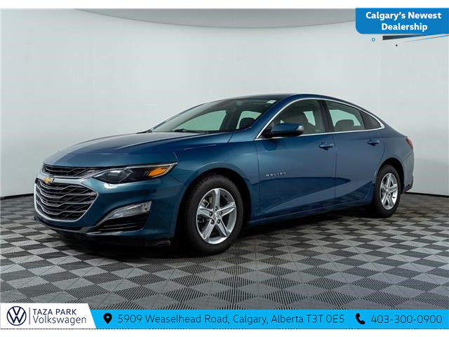 2024 Chevrolet Malibu LS (Stk: TU0267) in Calgary - Image 1 of 26