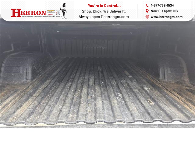 2022 GMC Sierra 1500 AT4 (Stk: 71428A) in New Glasgow - Image 10 of 15