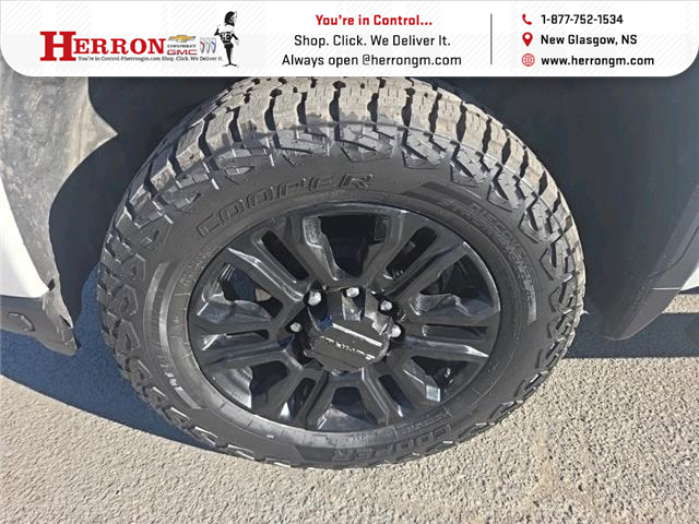 2023 GMC Sierra 2500HD Denali (Stk: 52753A) in New Glasgow - Image 7 of 15