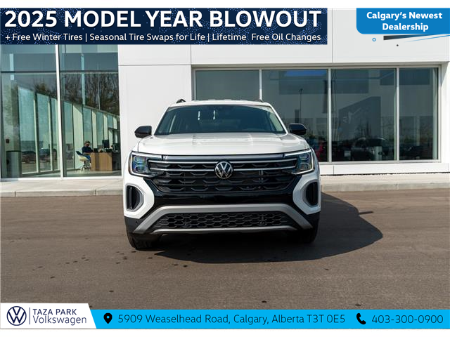 2025 Volkswagen Atlas 2.0 TSI Peak Edition (Stk: TS-0334) in Calgary - Image 2 of 22