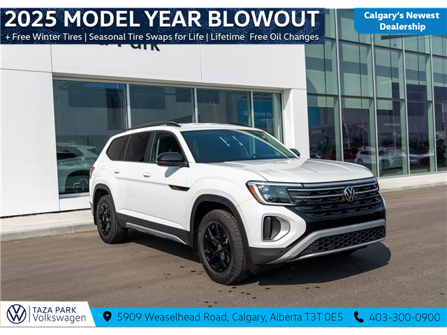 2025 Volkswagen Atlas 2.0 TSI Peak Edition (Stk: TS-0334) in Calgary - Image 3 of 22