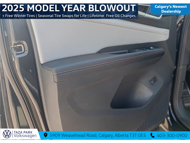 2025 Volkswagen Atlas 2.0 TSI Peak Edition (Stk: TS-0329) in Calgary - Image 11 of 29