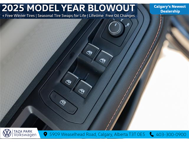2025 Volkswagen Atlas 2.0 TSI Peak Edition (Stk: TS-0329) in Calgary - Image 12 of 29