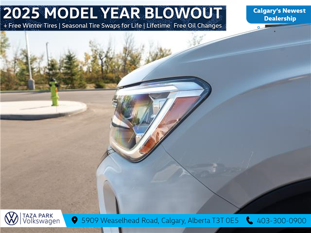 2025 Volkswagen Atlas 2.0 TSI Peak Edition (Stk: TS-0392) in Calgary - Image 11 of 27