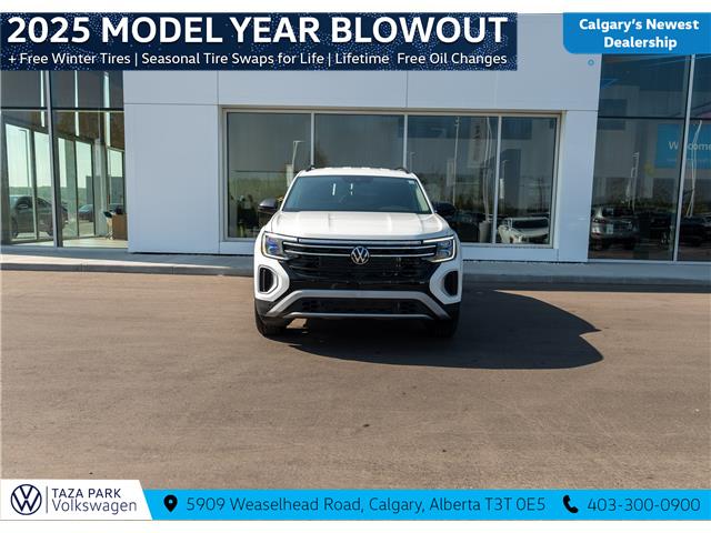 2025 Volkswagen Atlas 2.0 TSI Peak Edition (Stk: TS-0392) in Calgary - Image 2 of 27