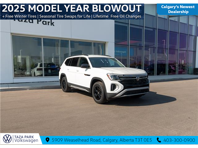 2025 Volkswagen Atlas 2.0 TSI Peak Edition (Stk: TS-0392) in Calgary - Image 3 of 27