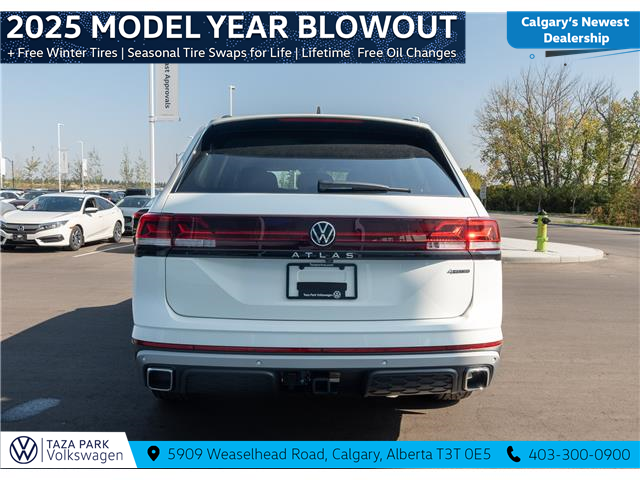 2025 Volkswagen Atlas 2.0 TSI Peak Edition (Stk: TS-0392) in Calgary - Image 6 of 27