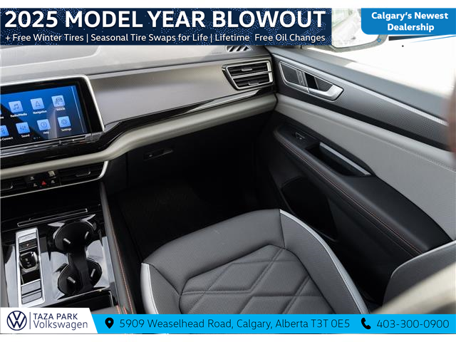 2025 Volkswagen Atlas 2.0 TSI Peak Edition (Stk: TS-0414) in Calgary - Image 22 of 25